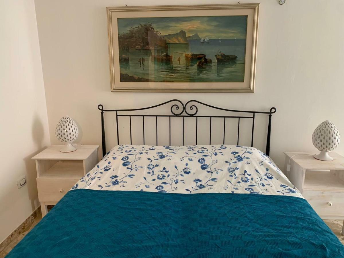 Fiori Catene Tra Le Torri Conversano Kültér fotó