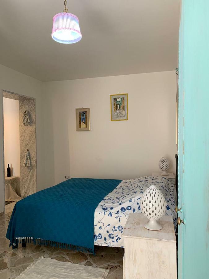 Fiori Catene Tra Le Torri Conversano Kültér fotó