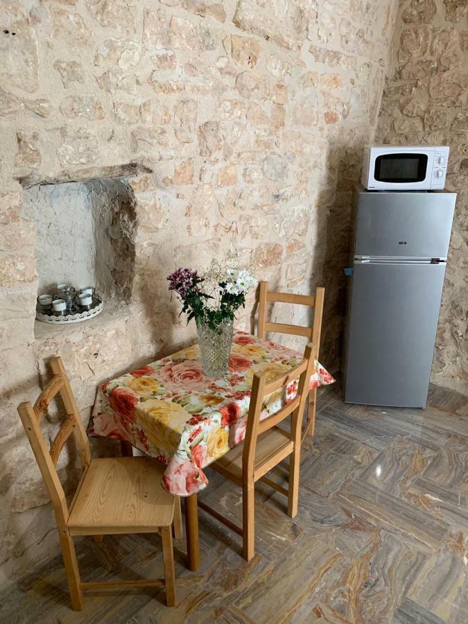 Fiori Catene Tra Le Torri Conversano Kültér fotó