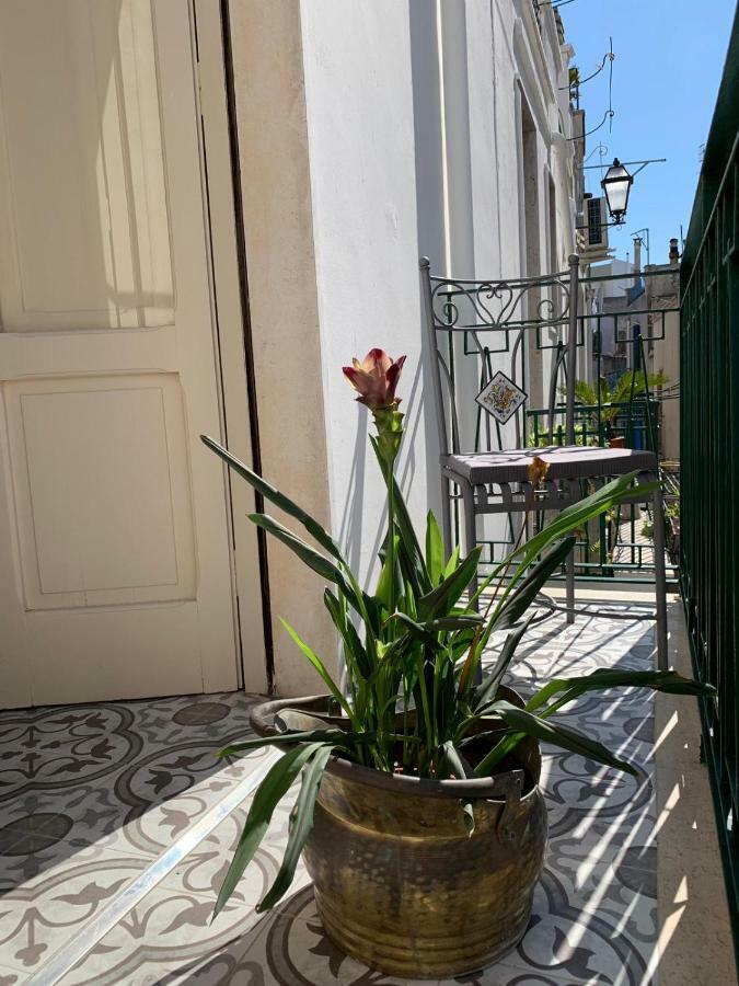 Fiori Catene Tra Le Torri Conversano Kültér fotó